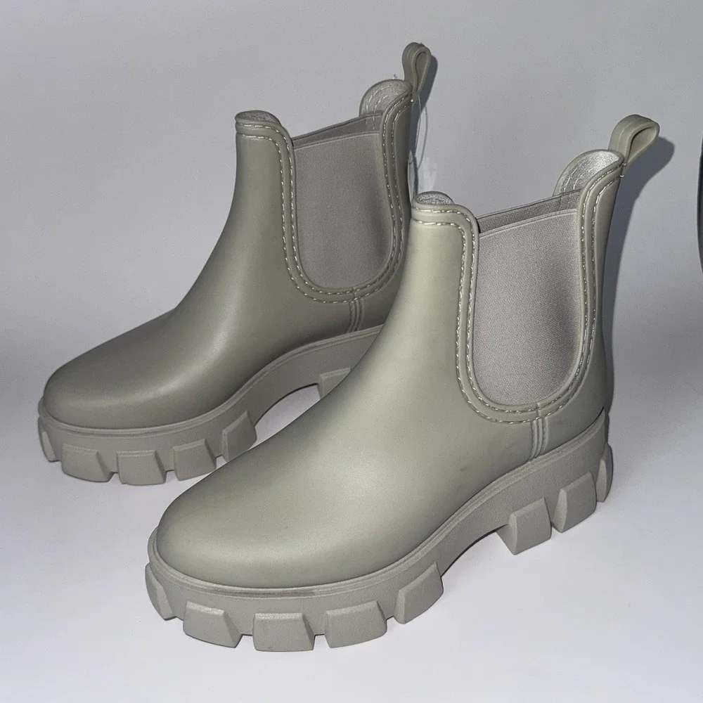 Jeffrey Campbell Chunky Lug Sole Rain Boots  Beige Women's Size 8